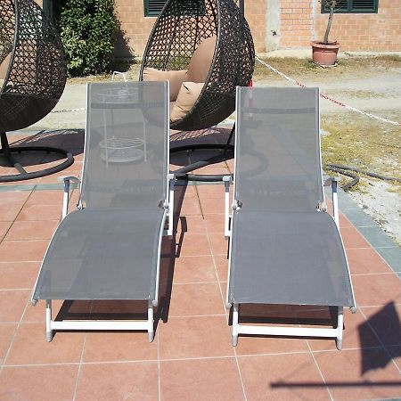 Intero Appartamento Con Giardino E Colazione Dario 帕爾馬 外观 照片