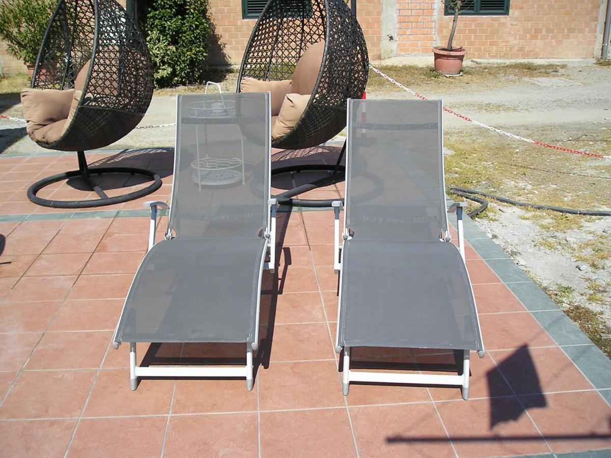 Intero Appartamento Con Giardino E Colazione Dario 帕爾馬 外观 照片
