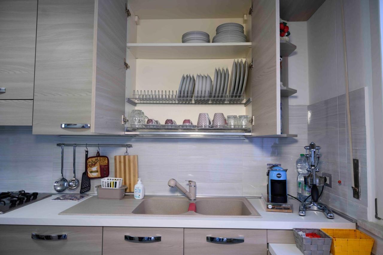 Intero Appartamento Con Giardino E Colazione Dario 帕爾馬 外观 照片